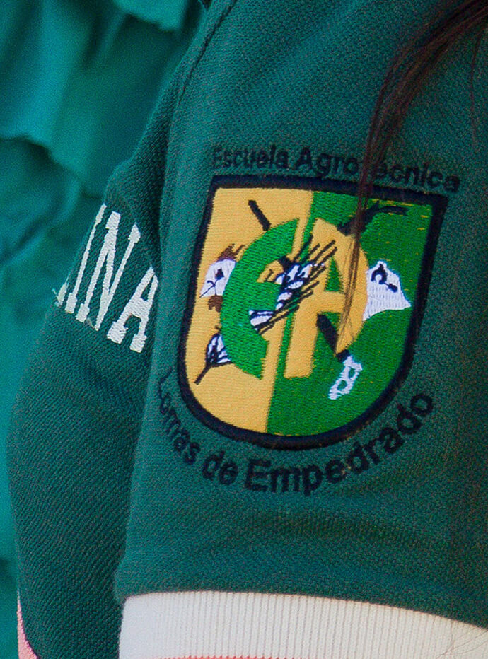 inspirate-bordados-escudo-chico-07